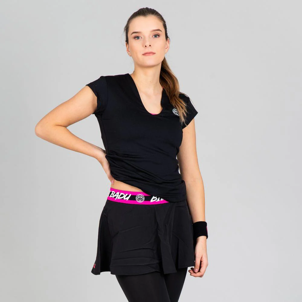 Bella 2.0 Tech V-Neck Tee - Black - Image 3